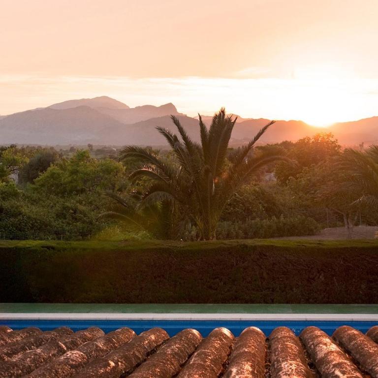 Villa Conxa Bisanyes by Villa Plus - Villa - 19