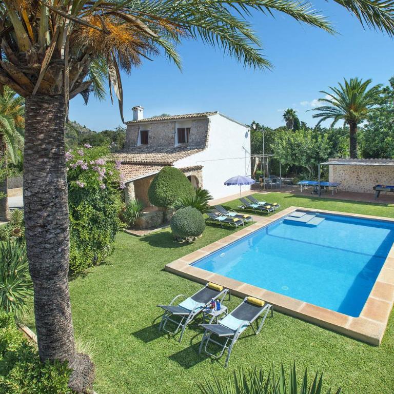 Villa Rafael by Villa Plus - Villa - 1