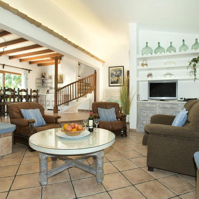 Villa Rafael by Villa Plus - Villa - 5