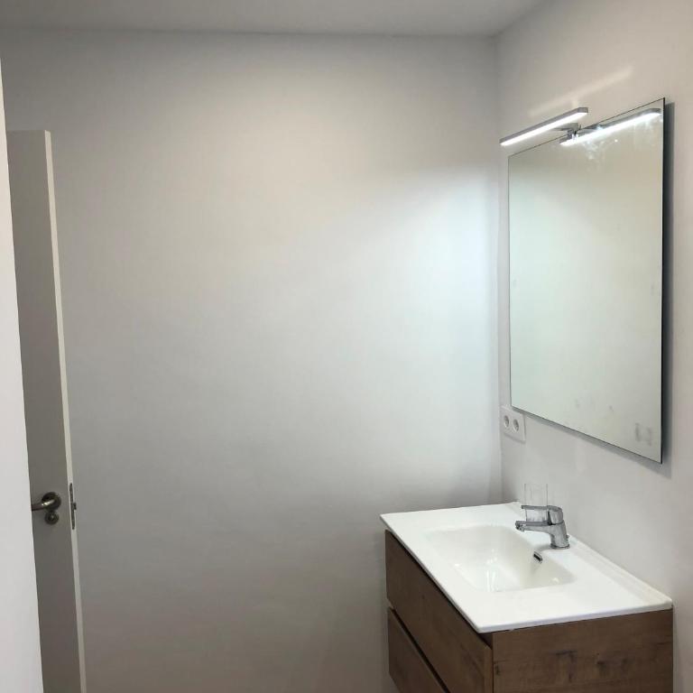 ApartamentosArturo CasaRural Pancarale-Llanes - Six-Bedroom House - 45