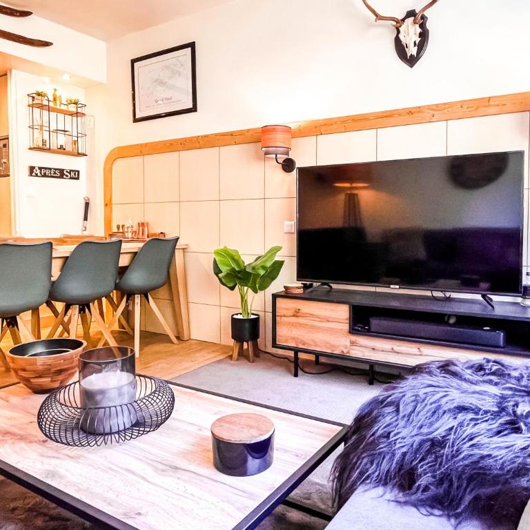 Large 2-Bedroom Apartment, Centre of Flaine Foret - Appartement 2 Chambres - 1