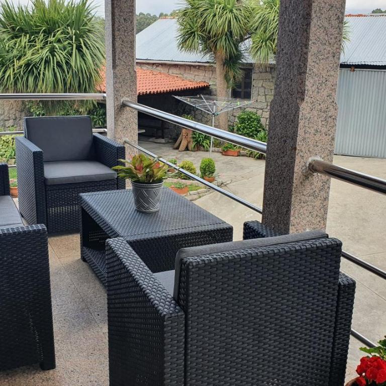 Apartamento A Fontiña - Three-Bedroom Apartment - 10