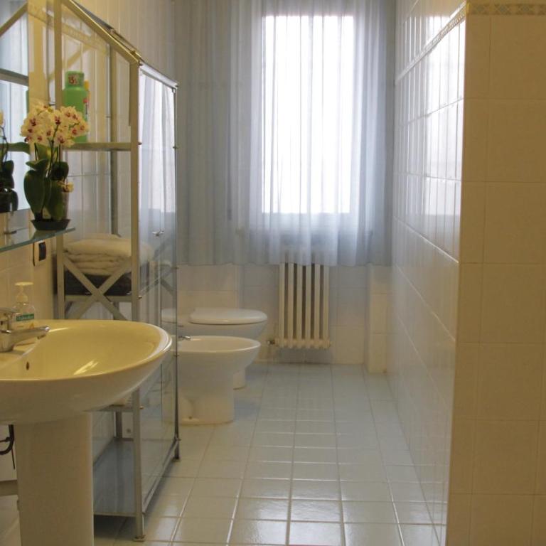 Casa Farinati - Two-Bedroom Apartment - 12