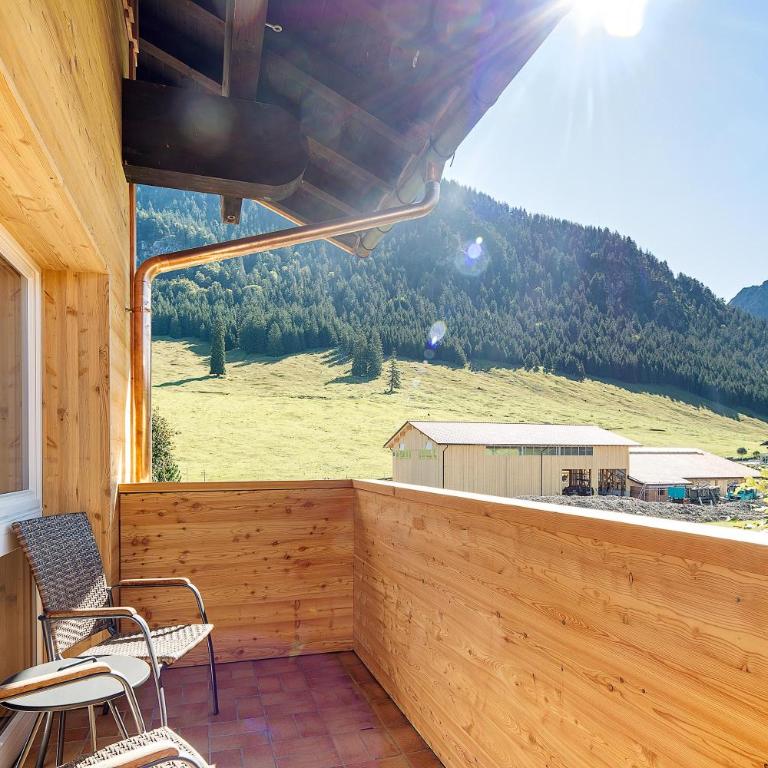 Hotel Kühberg - Familienzimmer mit Bergblick - 2