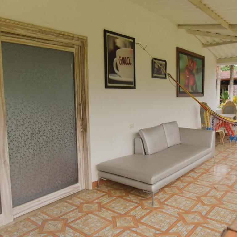 Hotel Finca Naranjal - Habitación Familiar con vistas al jardín - 20