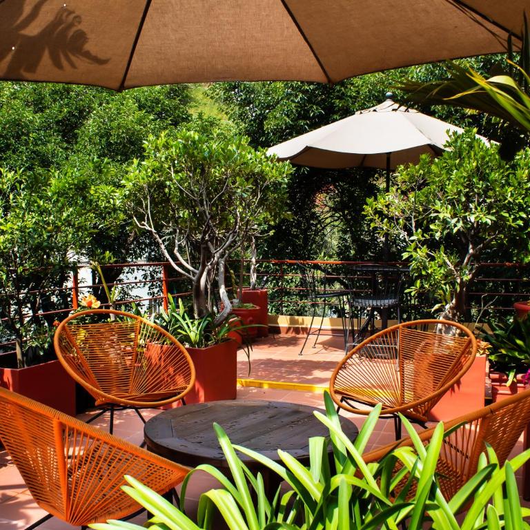 The Red Tree House - Suite - 3