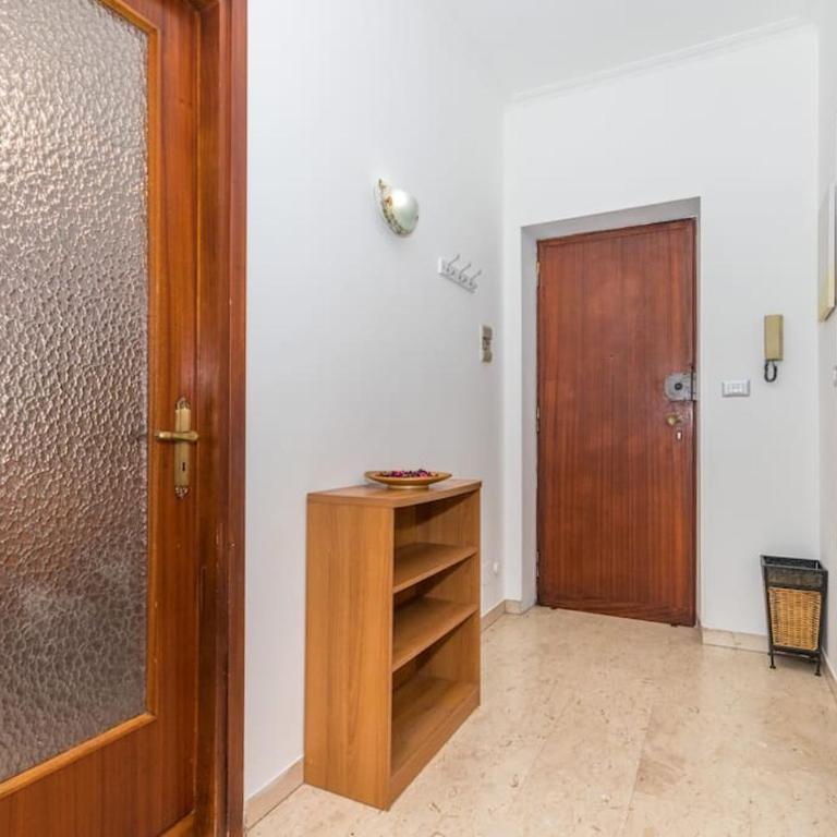 MERCADANTE FAMILY APARTMENT - Two-Bedroom Apartment - 27