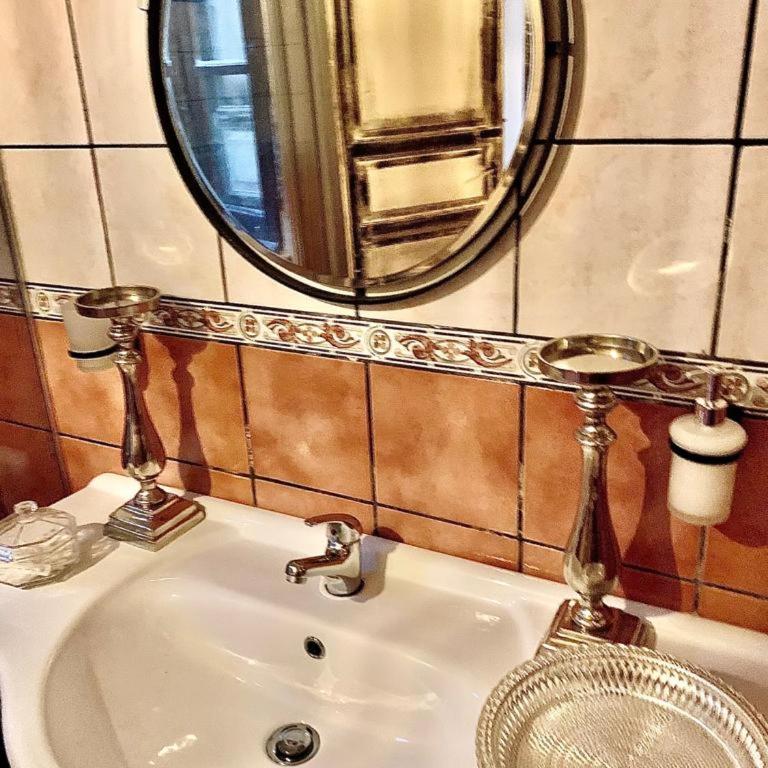 Il Vecchio Cortile - Appartamento con 2 Camere da Letto, Balcone e Terrazza - 72