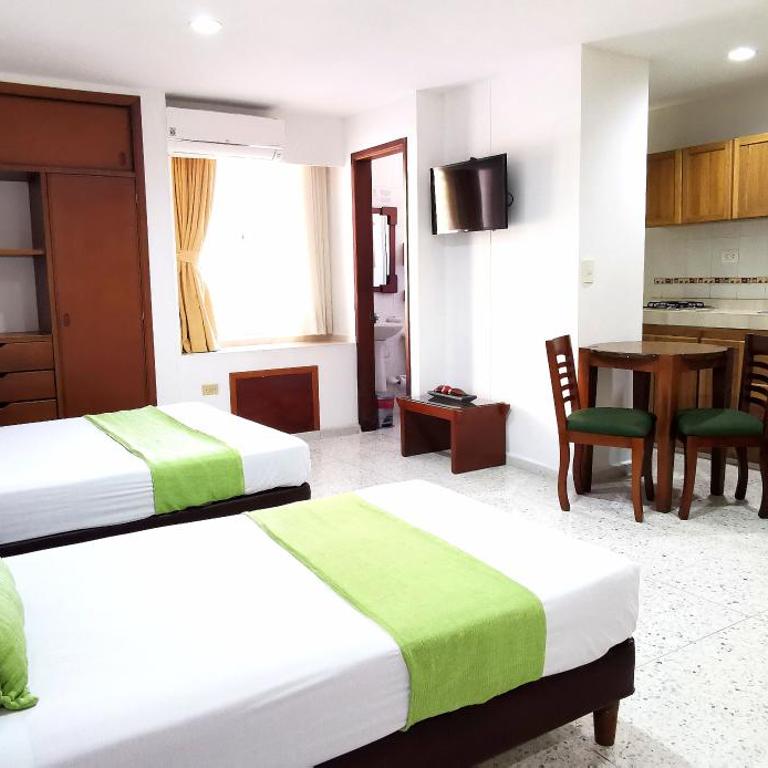 Hotel Torre del Prado - Suite Junior Familiar - 6