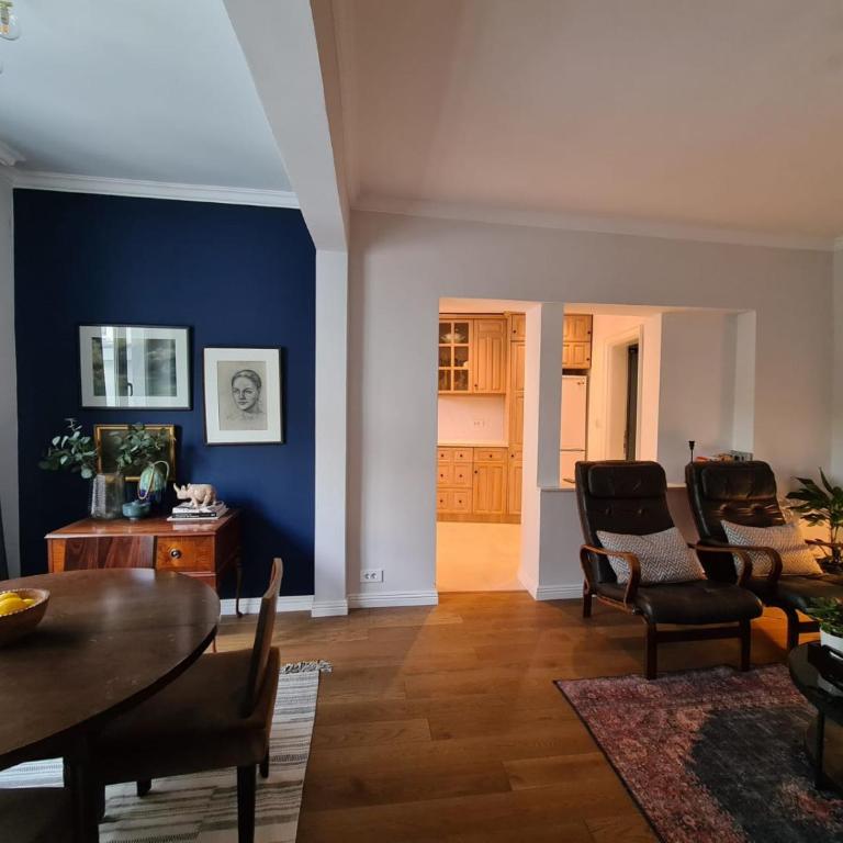 Apartments GB - Two-Bedroom Apartment - 3