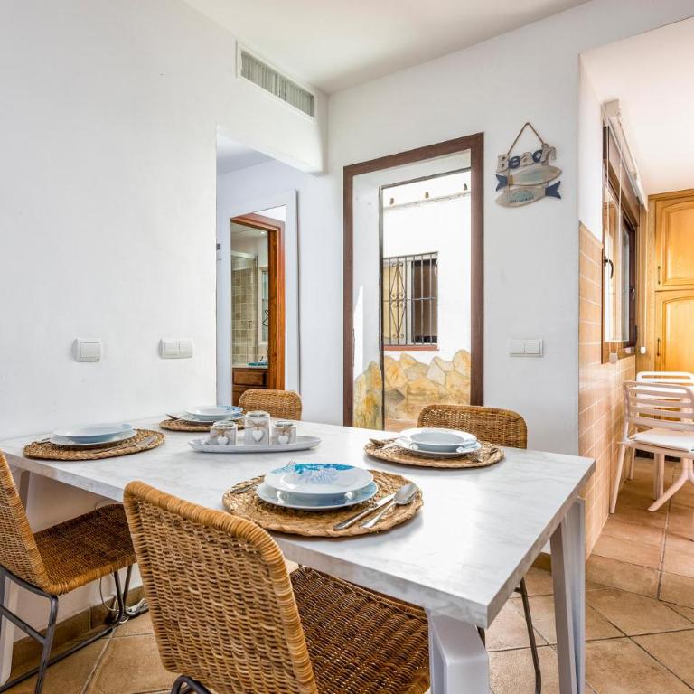Gorgeous Home In Marbella With Kitchen - Casa Vacacional de 3 dormitorios - 5