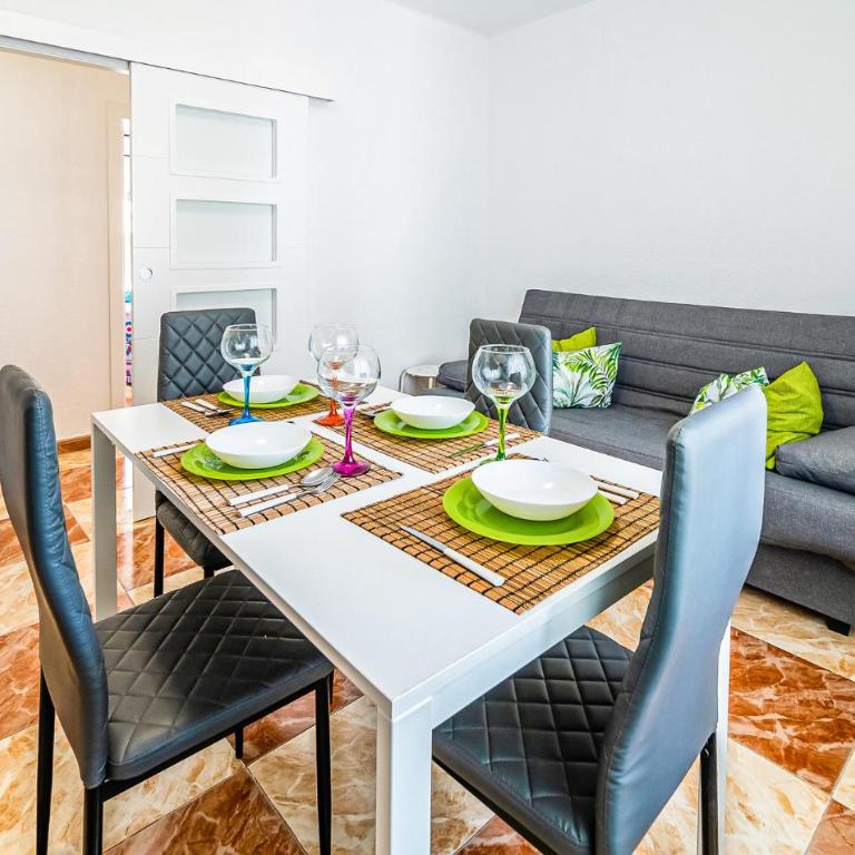 Gorgeous Apartment In Cordoba With Wifi - Apartamento de 3 dormitorios - 7