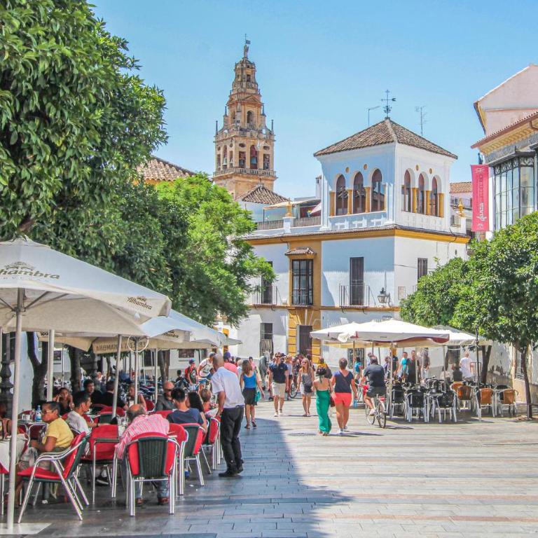 Gorgeous Apartment In Cordoba With Wifi - Apartamento de 3 dormitorios - 16