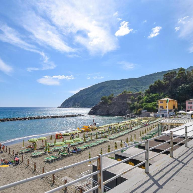 2 Bedroom Cozy Apartment In Moneglia - Two-Bedroom Apartment - 15
