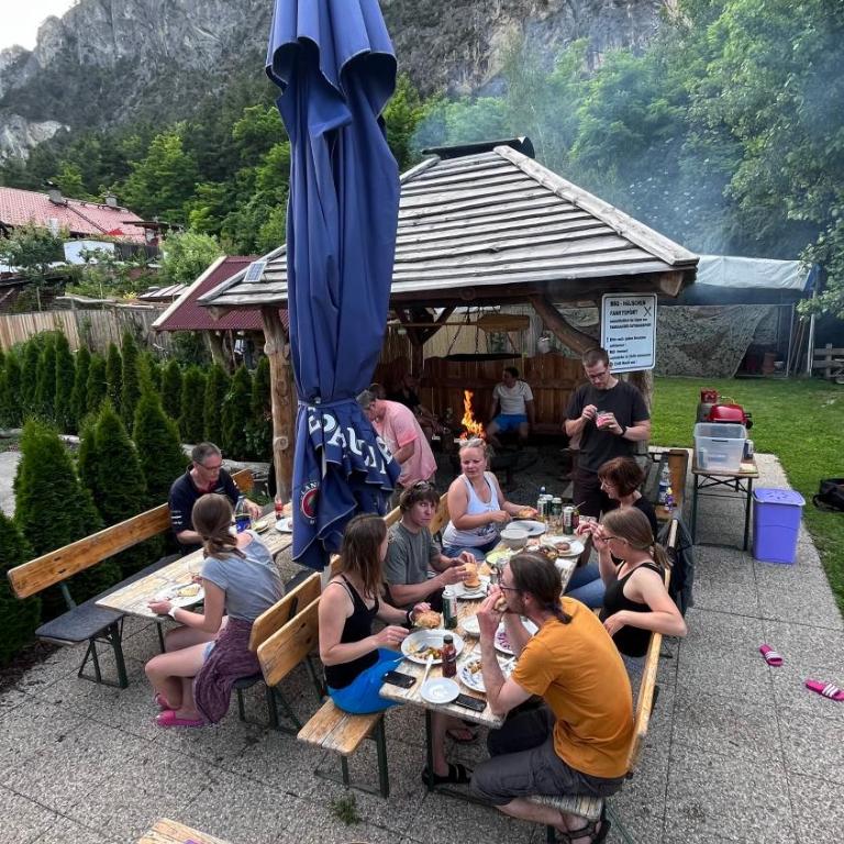 Fanky Guided Sport & Outdoor Experience - Hostel & Appartementhaus - Rafting&Canyoning - Apartment mit 1 Schlafzimmer - 2
