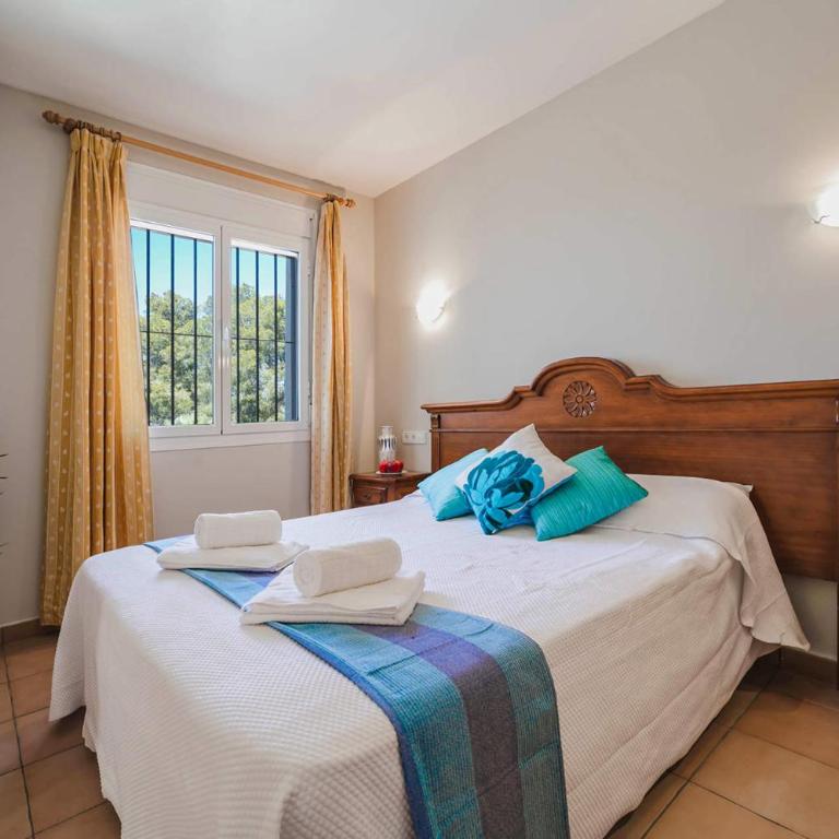 Villa Valeta by Villa Plus - Villa - 5