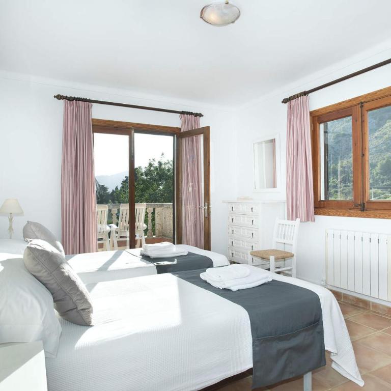 Villa Busqueroles by Villa Plus - Villa - 12
