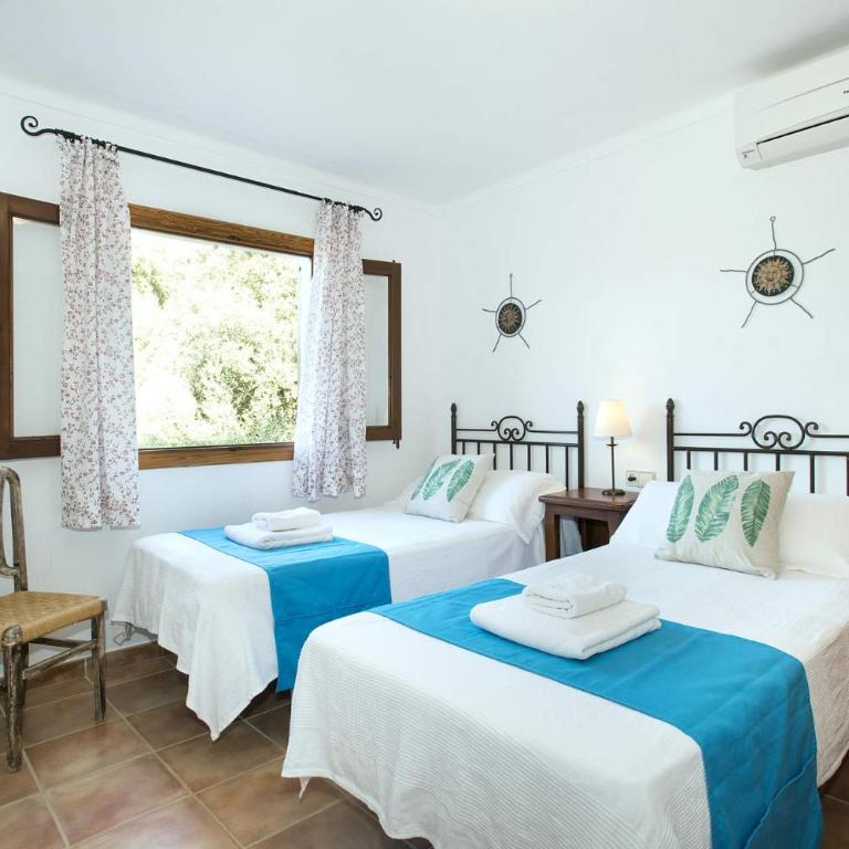 Villa Busqueroles by Villa Plus - Villa - 17