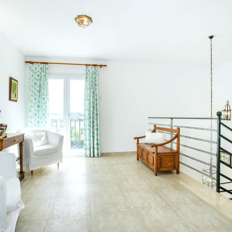Villa Illa Petita by Villa Plus - Villa - 18