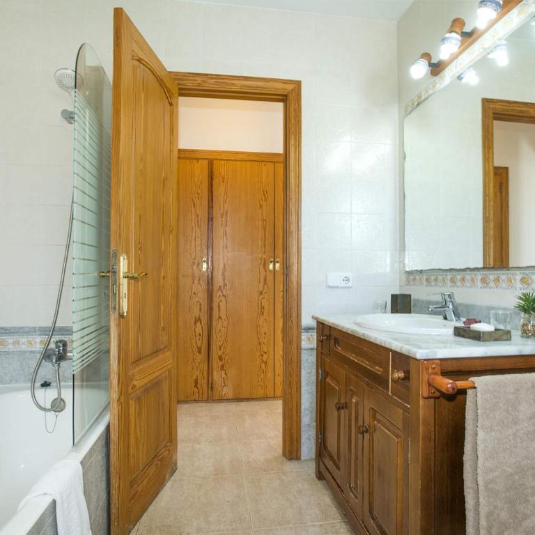 Villa Illa Petita by Villa Plus - Villa - 28