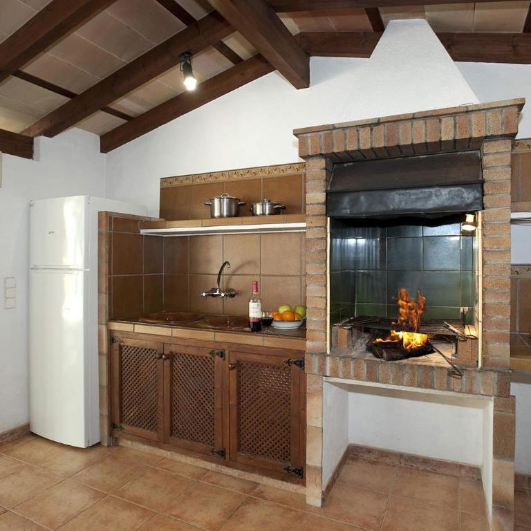 Villa Sebastian by Villa Plus - Villa - 20