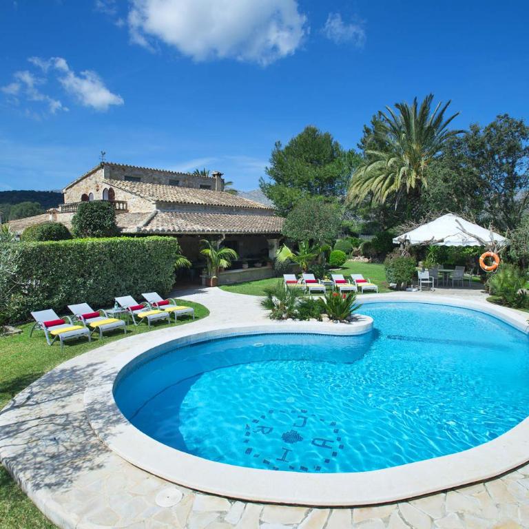 Villa Bon Reco by Villa Plus - Villa - 1