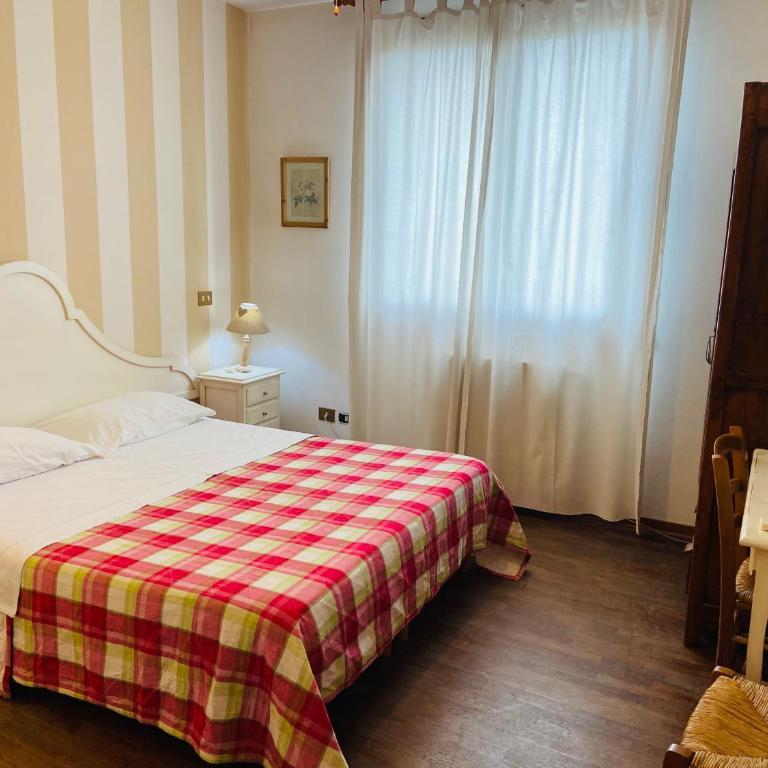 B&B Al Ponte - Camera Matrimoniale/Doppia con Letti Singoli - 4