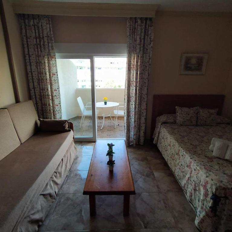 "VIVE BENAL BEACH" estudio 4314 con parque acuático - Estudio Deluxe con cama grande - 10