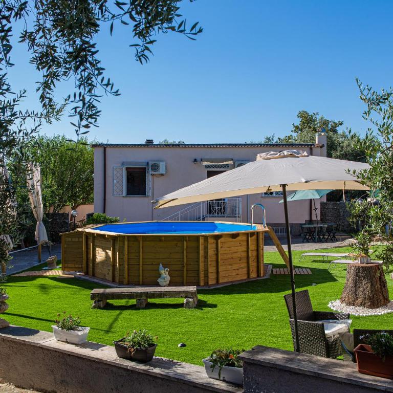 La Piccola Villetta con il grande Giardino - Villa con Piscina Privata - 31