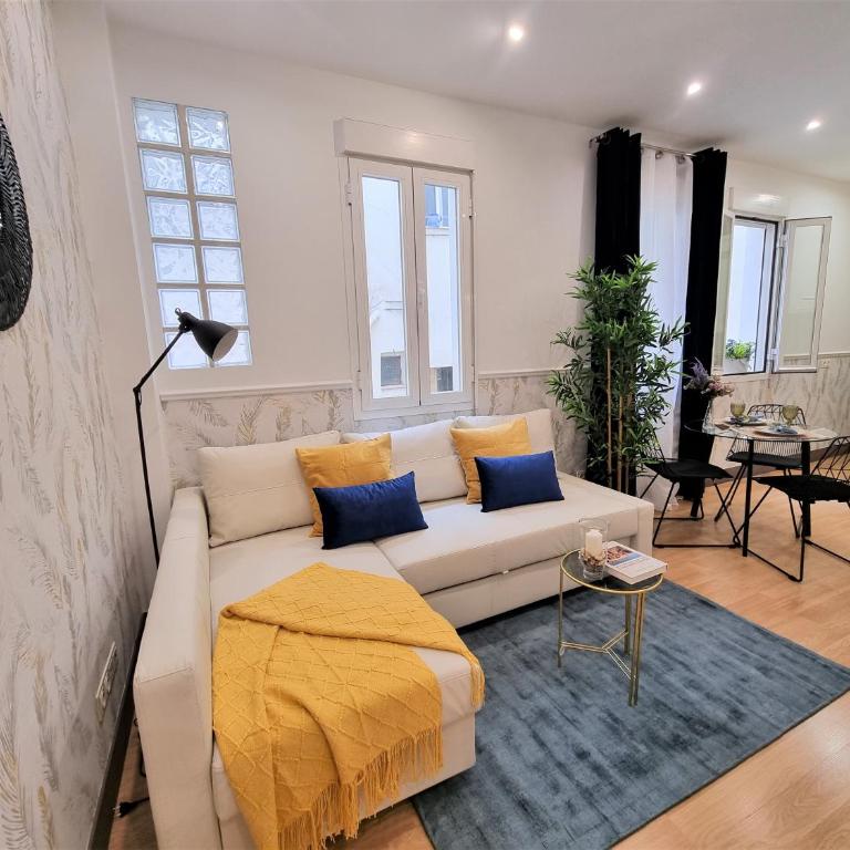 MOLINA - LA LATINA - One-Bedroom Apartment - 12