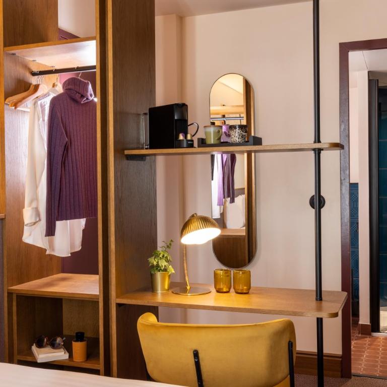 Hotel Ernest - Chambre Double avec Balcon - 7