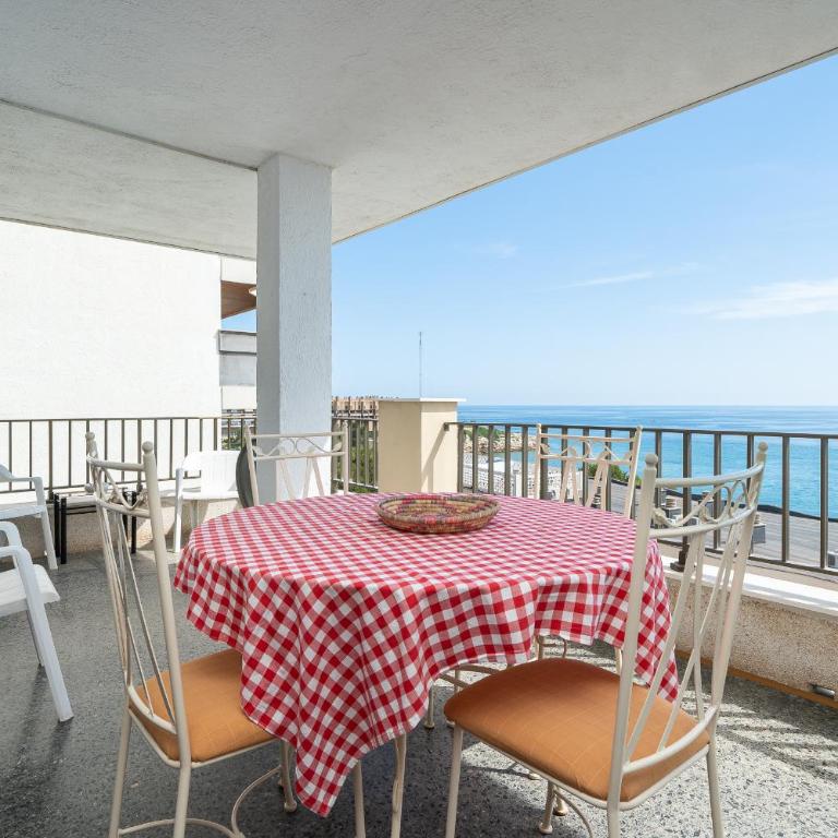 Hauzify I Apartament Nautilus - Apartamento con vistas al mar - 4