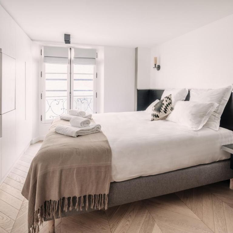 HIGHSTAY - Luxury Serviced Apartments - Place Vendôme - Two-Bedroom Apartment - (2m10 celling) - 5