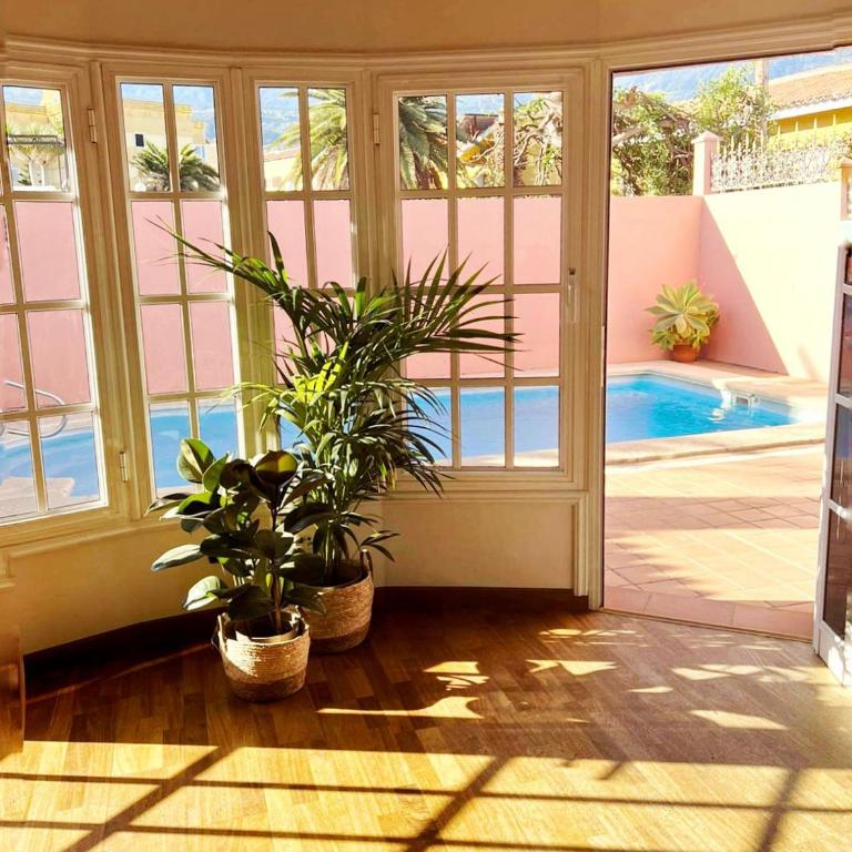 lujosa villa con piscina privada - Villa - 3