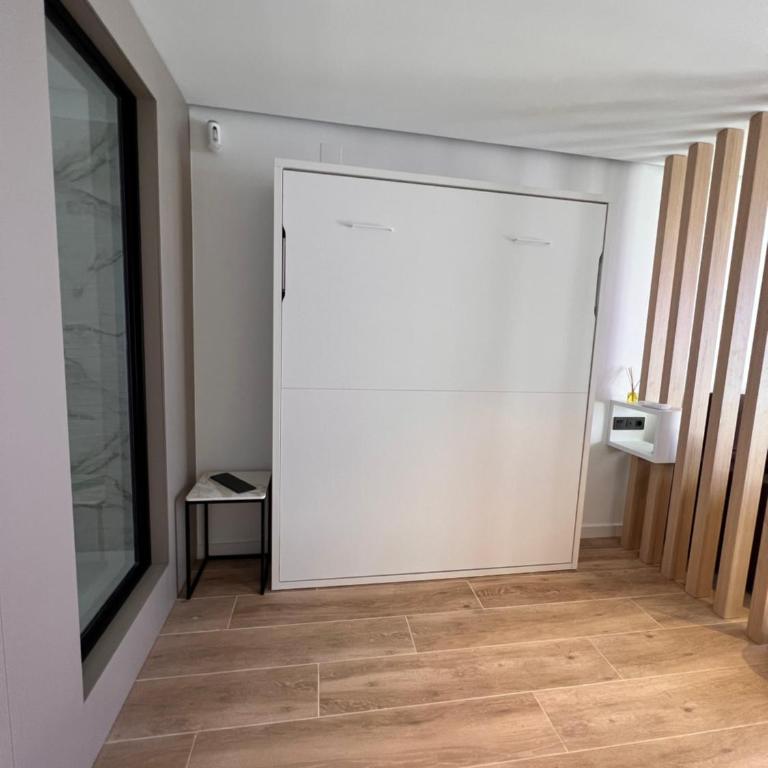Cap Salou Apolo - Estudio con cama extragrande y sofá cama - 6