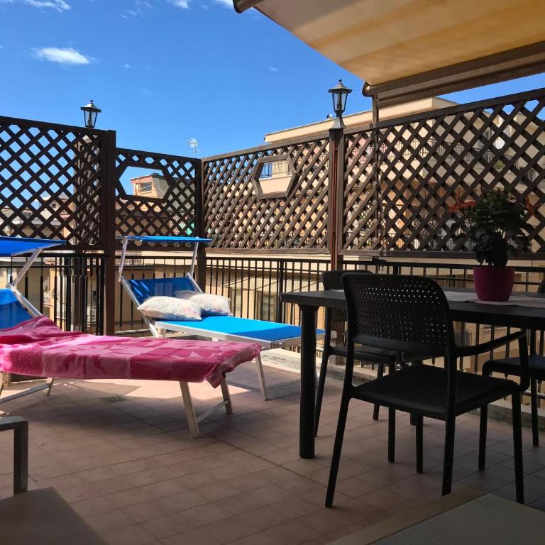Attico con due camere e doppia terrazza al mare - Appartamento Attico - 65