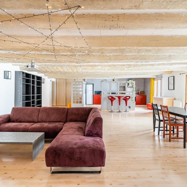 DINA Great BIG appartment - 6 pers with overhead projector - Appartement 2 Chambres - 17
