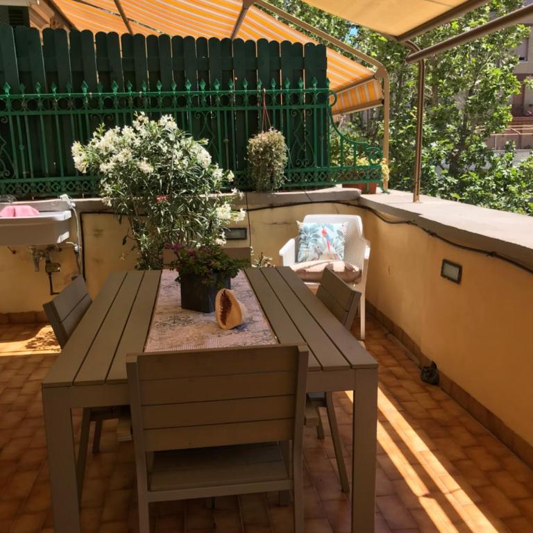 Appartamento con terrazza vista mare in stabile d'epoca - Appartamento con Vista Mare - 44