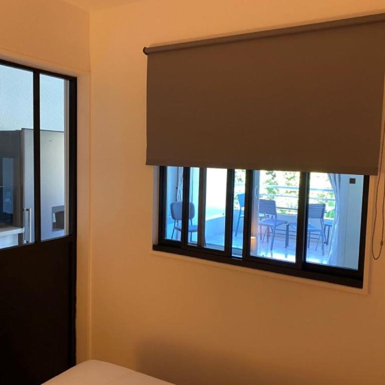 Appartement cosy et spacieux en bord de mer à Saint-Raphaël, en face du Port Santa-Lucia - Appartement - 9