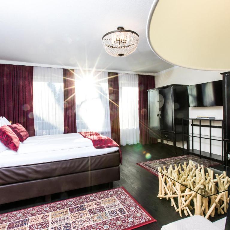 Landidyll-Hotel Nudelbacher - Junior Suite - 13