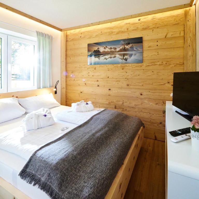 Mäxle Apartments - One-Bedroom Apartment - 5