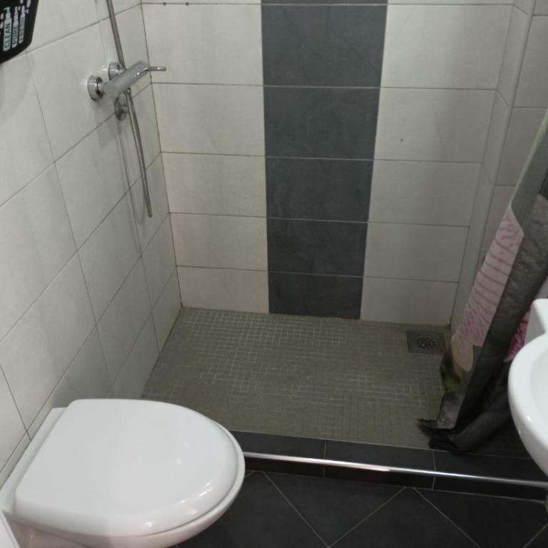 Apartmani Bella - Apartman sa 2 Spavaće Sobe - 24