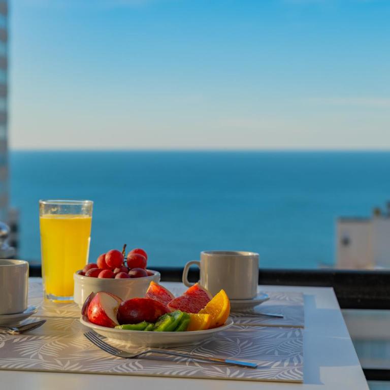 Departamento Varese Güemes Alta Gama Luxury 4/5 Pax Vista Mar - Apartamento de 2 dormitorios - 1