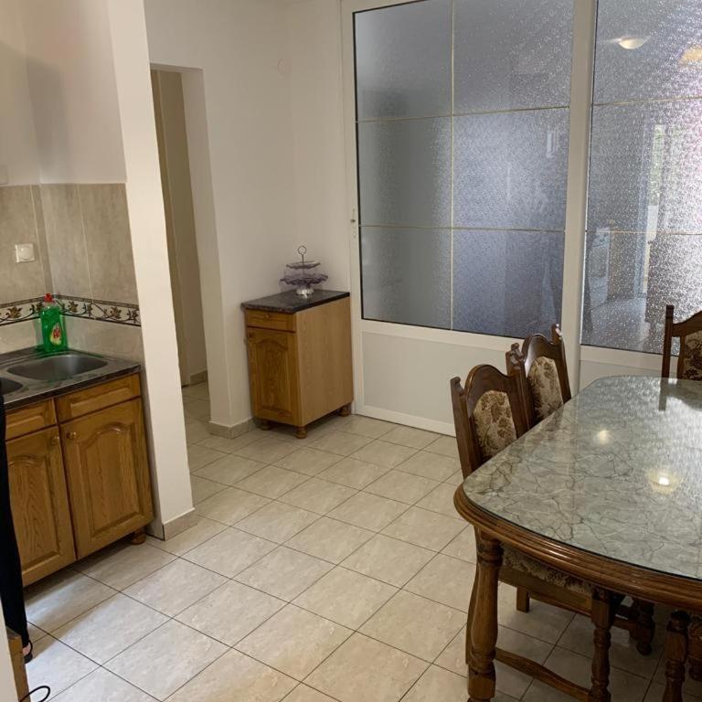 Apartman Labovic Becici - Apartman sa 3 Spavaće Sobe - 4