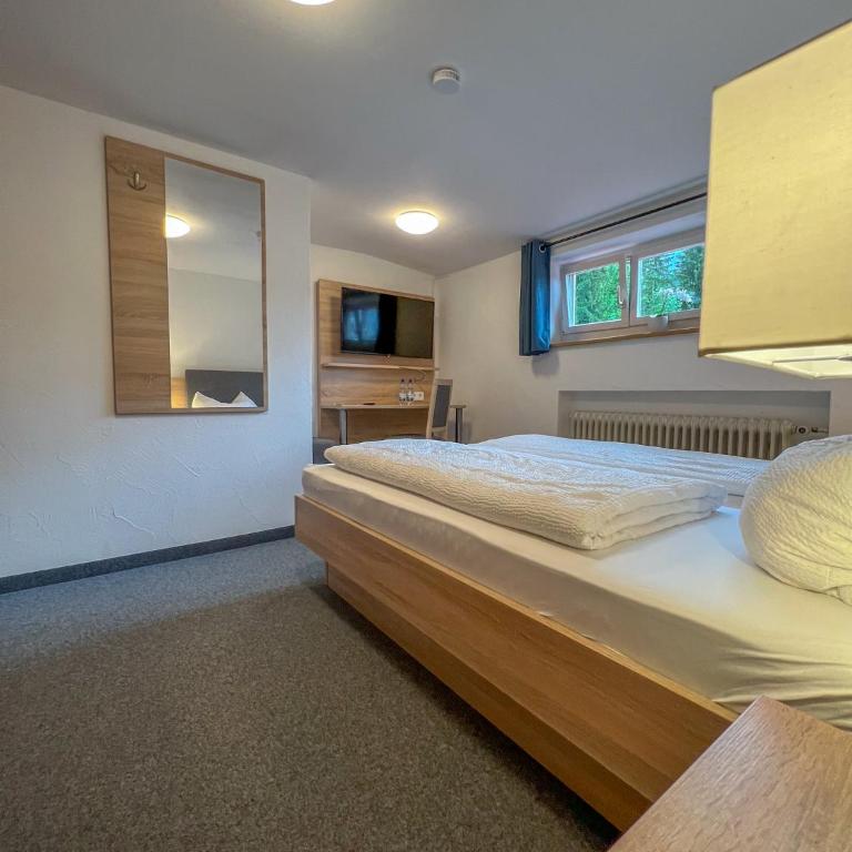 Mountain Hostel City - Doppelzimmer mit eigenem Bad - 3