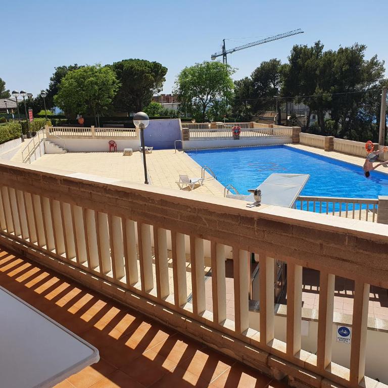 Apartamento con vistas y piscina en Salou! - Apartamento de 1 dormitorio - 3