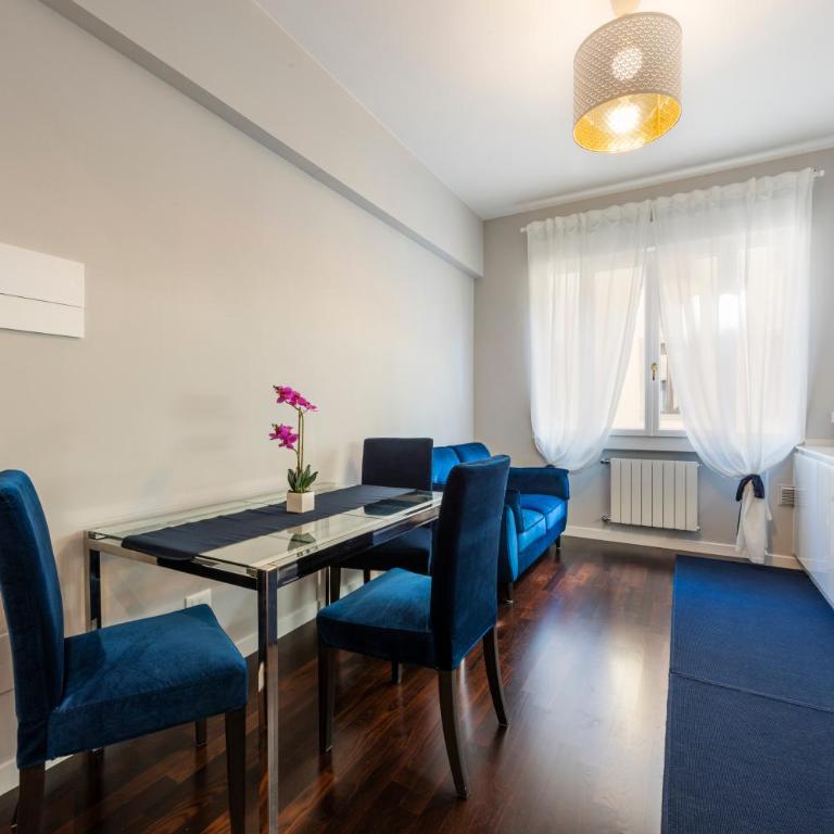 Ponte Vecchio Deluxe Apartments - Two-Bedroom Apartment - 11