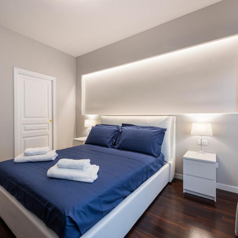 Ponte Vecchio Deluxe Apartments - Two-Bedroom Apartment - 12