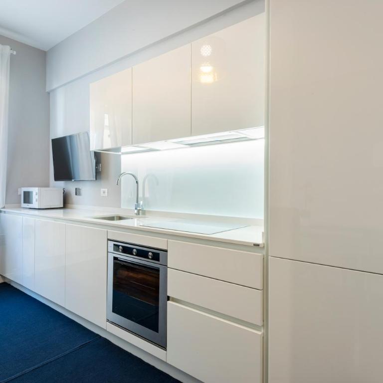 Ponte Vecchio Deluxe Apartments - Two-Bedroom Apartment - 16