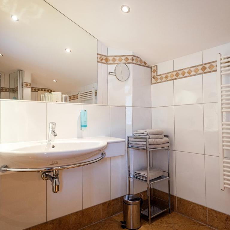 Hotel Sonnegg - Superior Doppelzimmer - 7